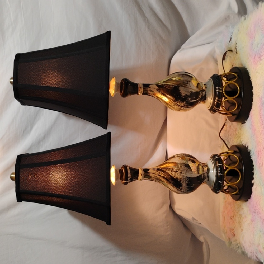 RARE! Antique/Vintage Pair Of Mid Century Modern Matching Lamps Great Condition